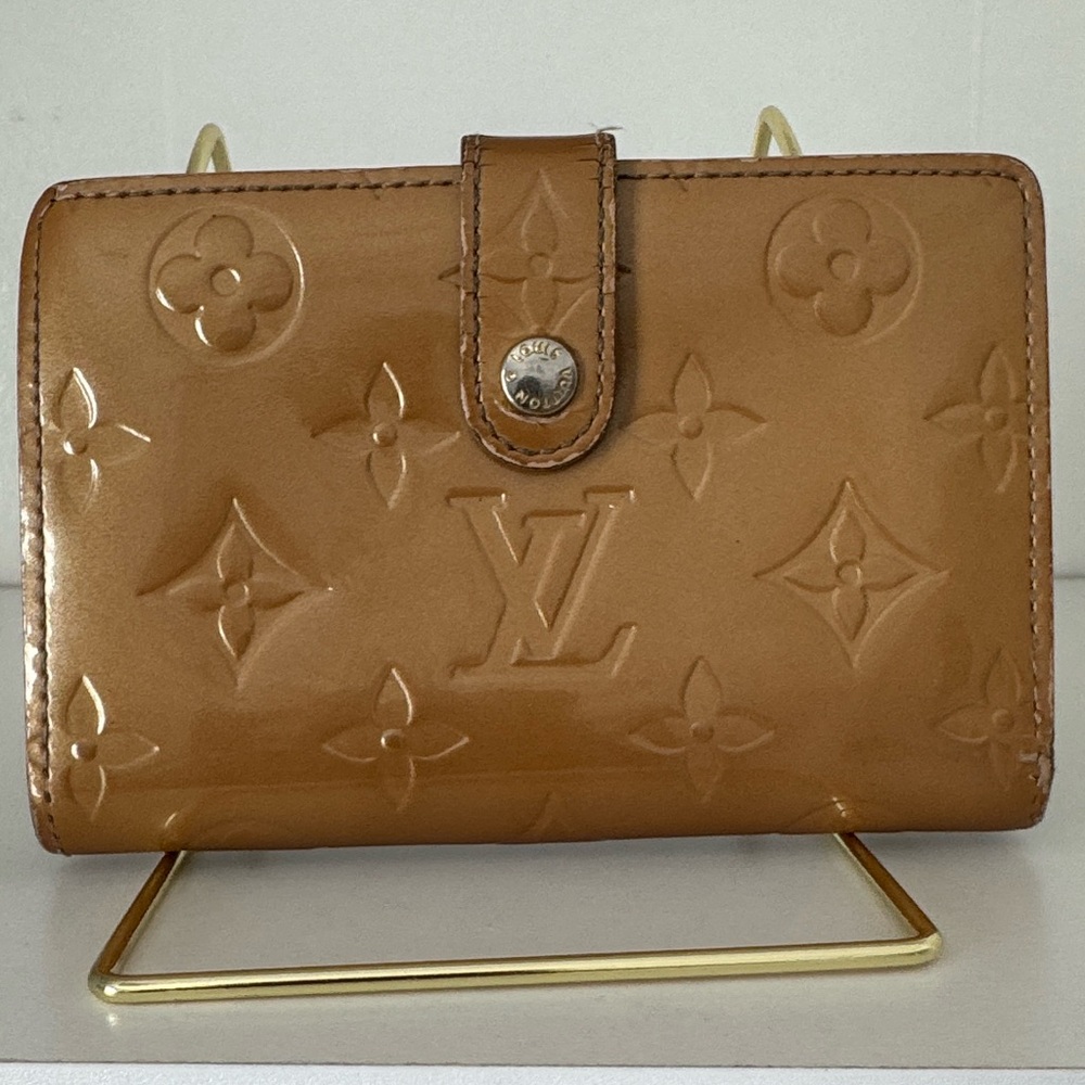 Louis Vuitton Gold Vernis Monogram Kisslock Wallet
